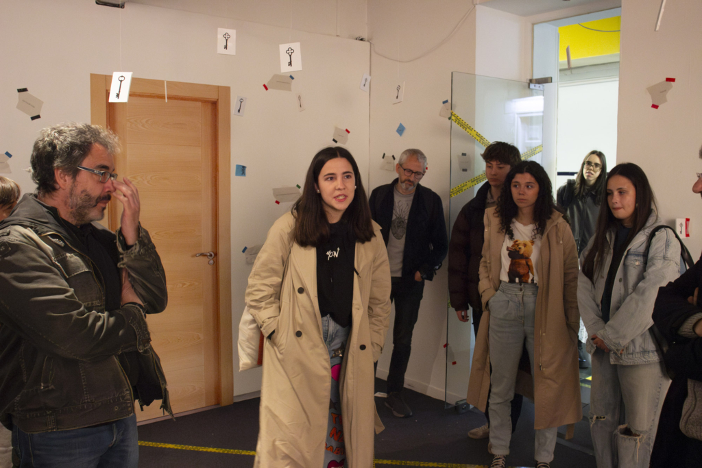 Exposición "En la Mente Adolescente". IES Batalla de Clavijo