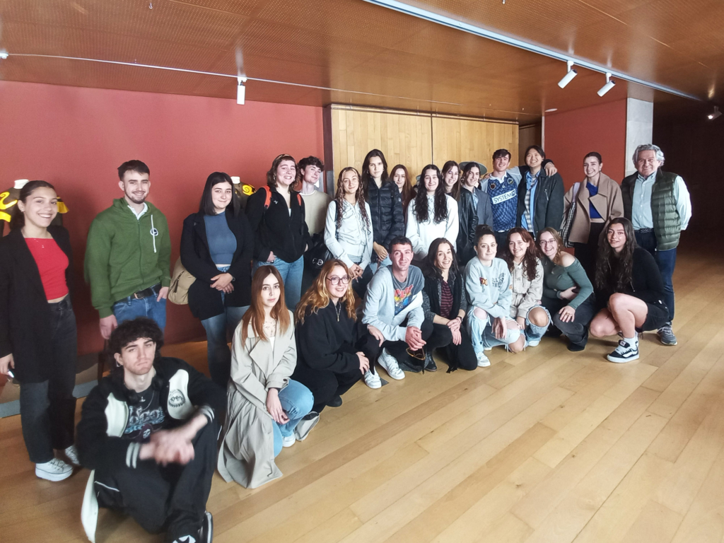 Visita a la exposición El sombrero de tres picos