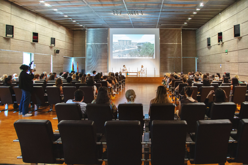 La Esdir en el Mes del Diseño Emergente