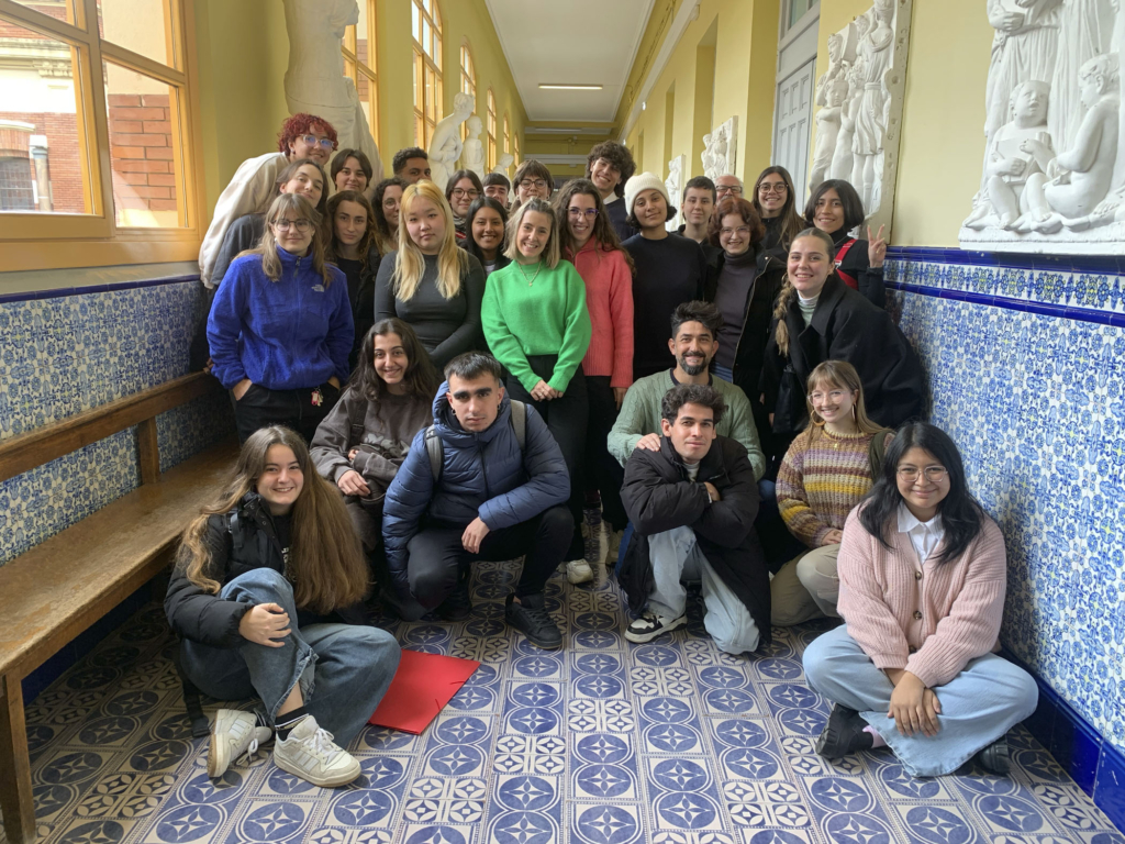 Bonita Estudio en 1º de Gráfico