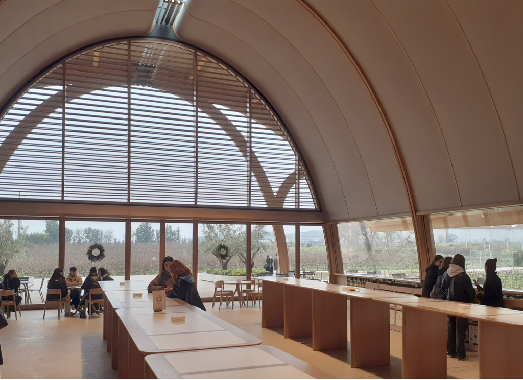 Interiores en la ampliación de la Bodega Faustino