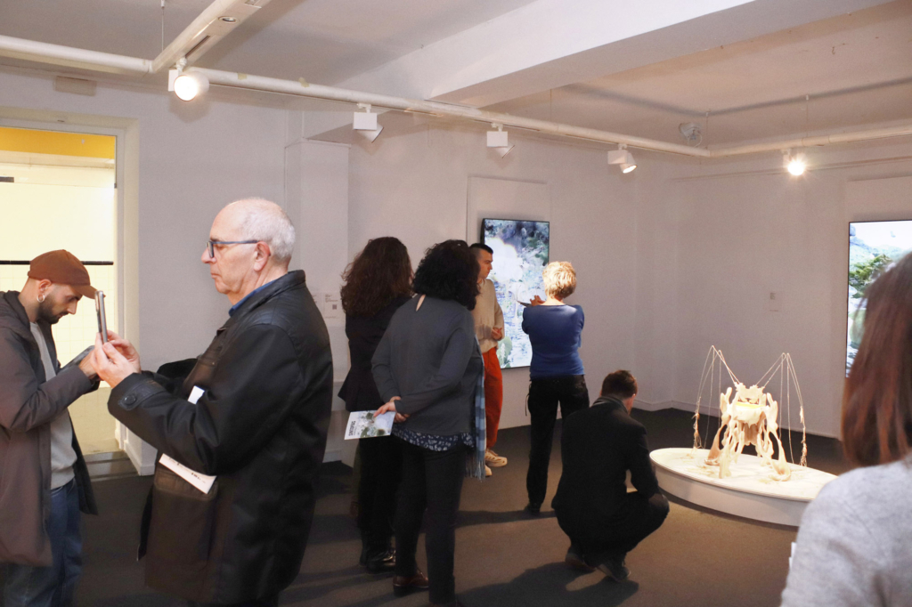 Exposición “Sintopías”, de Pedro Bella