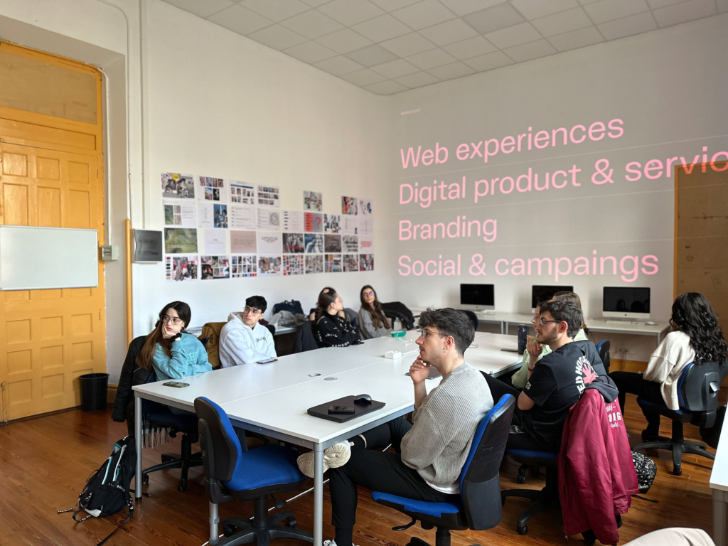 Worköholics en 4º de Diseño Gráfico