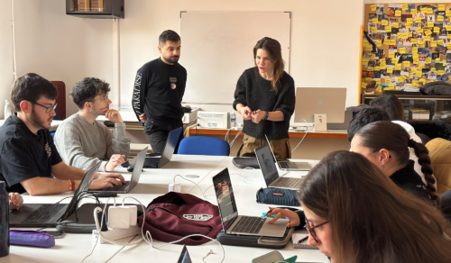 Worköholics en 4º de Diseño Gráfico