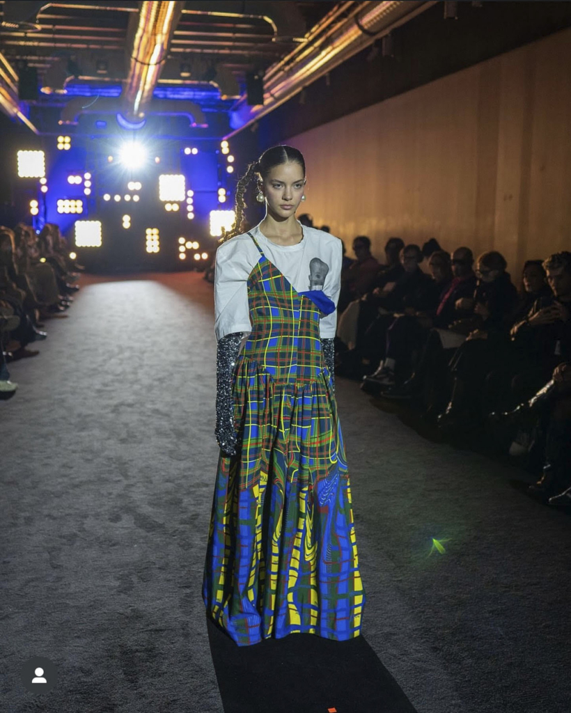 Andrea Godoy en la final del Premio de Moda David Delfín