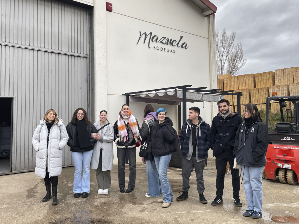 El Máster de Packaging visita Bodegas Mazuela