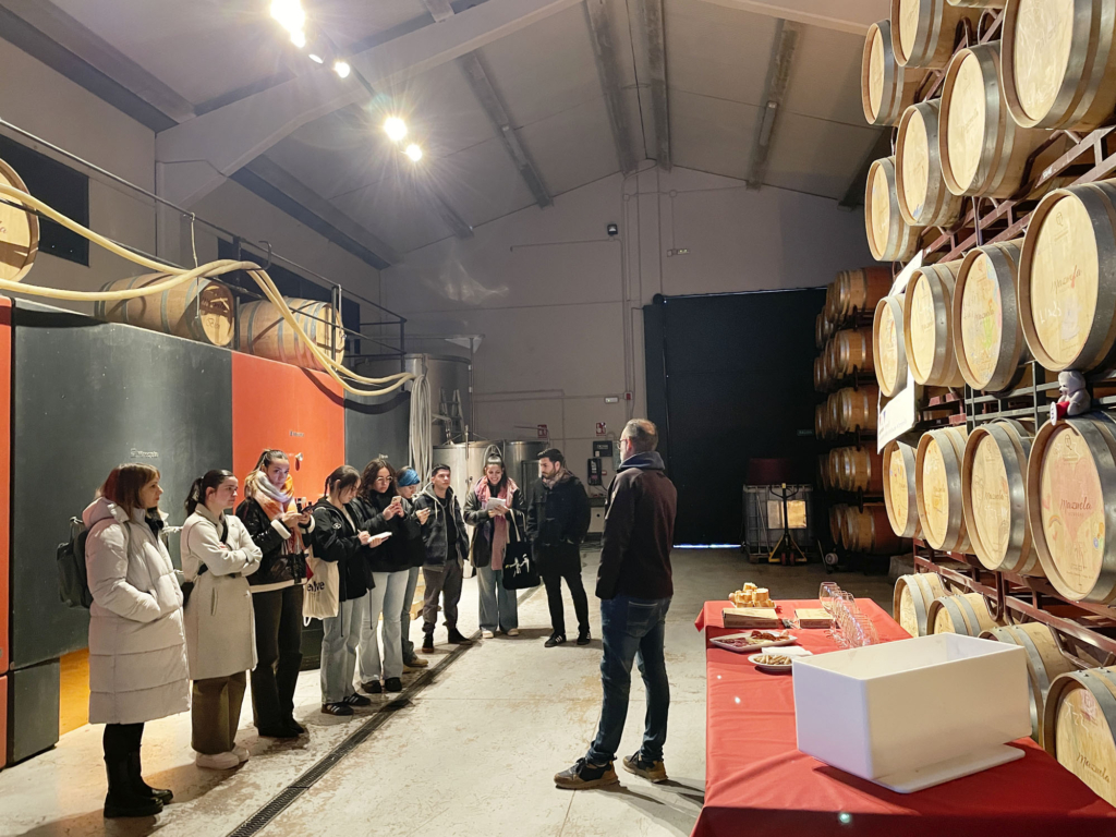 El Máster de Packaging visita Bodegas Mazuela