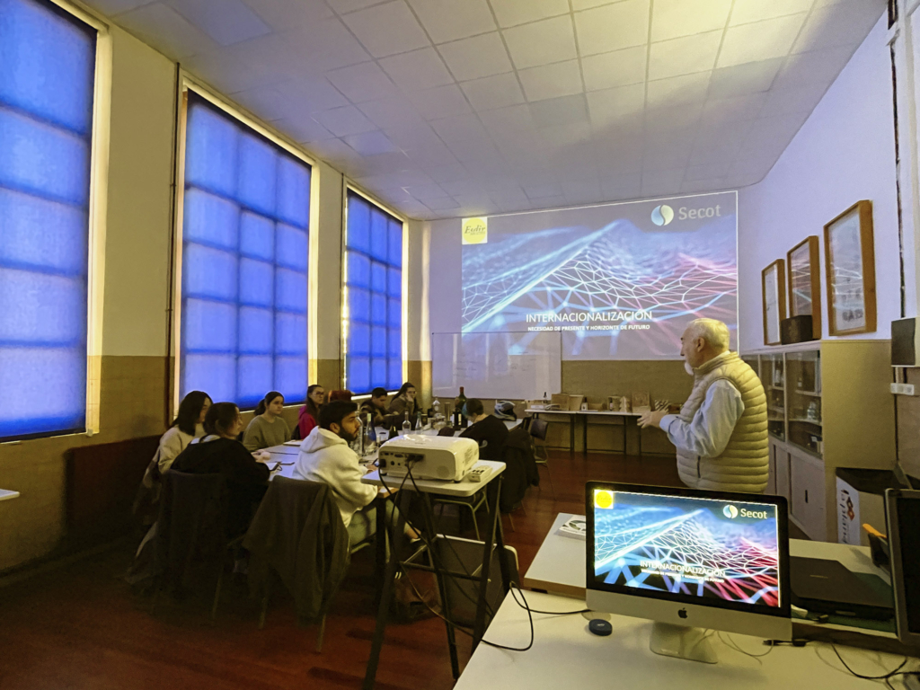 Gregorio Clavijo en el Máster de Packaging