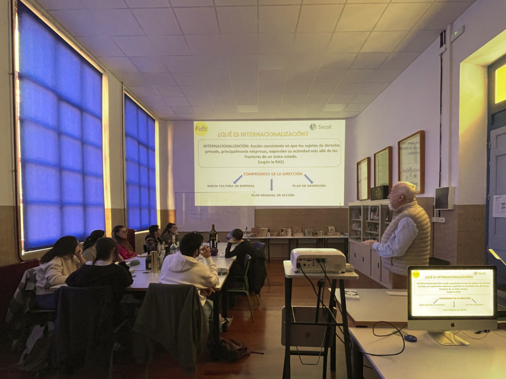 Gregorio Clavijo en el Máster de Packaging