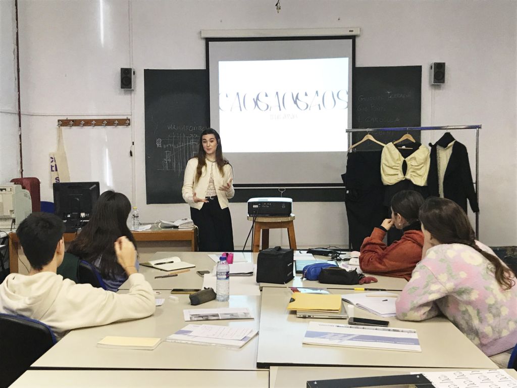 La diseñadora Haizea Diez en el Máster Espacios para la Moda