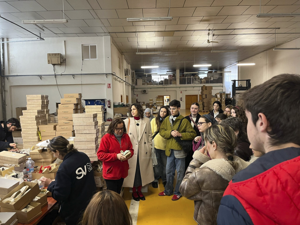 Diseño de Moda de 3º visita Salvi Calzados