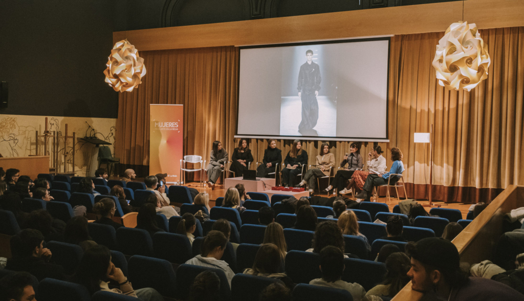 Crónica de la jornada "Mujer y Diseño" en la Esdir