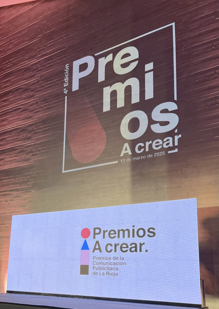 La Esdir en los Premios A crear