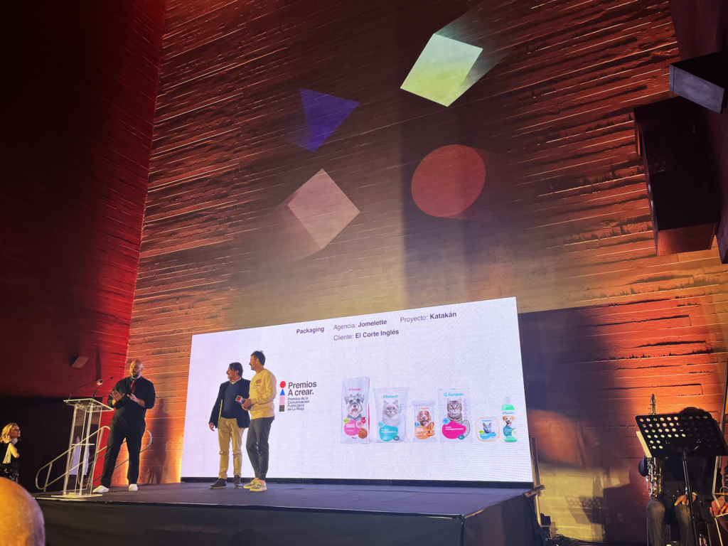 La Esdir en los Premios A crear