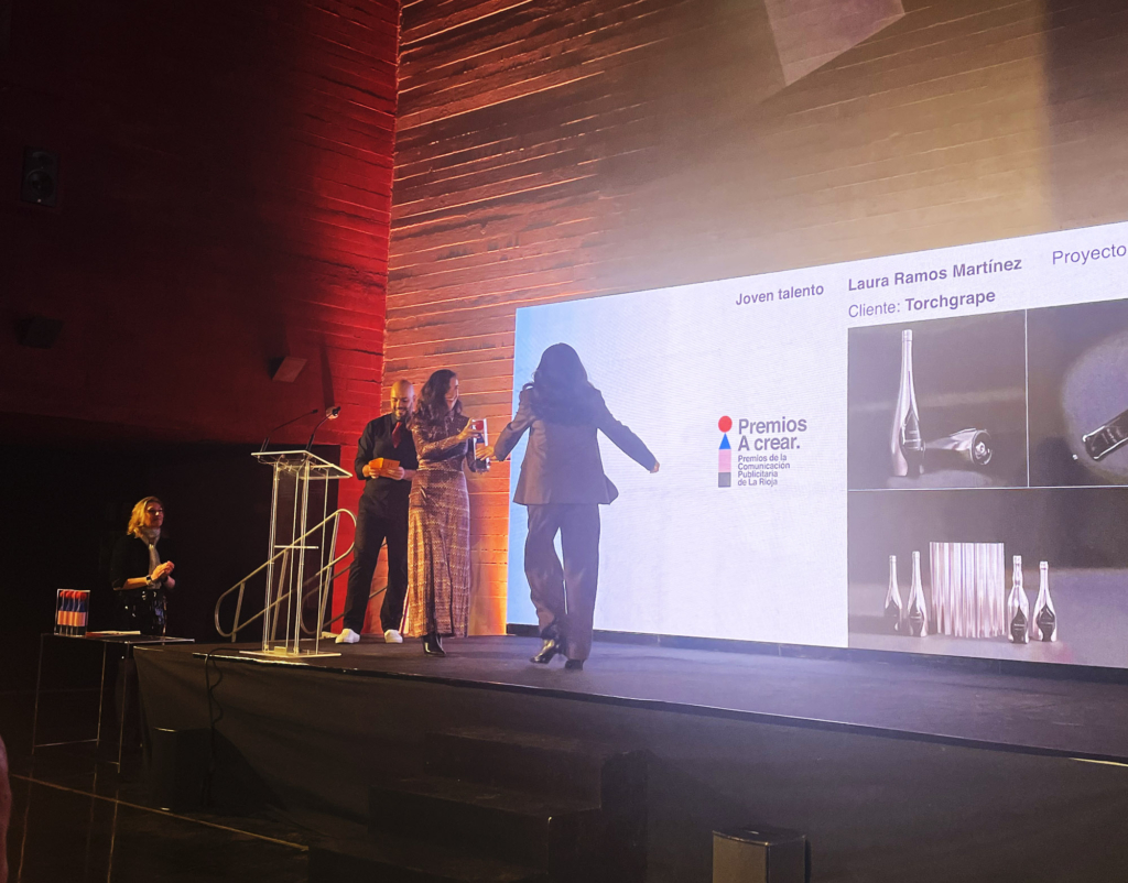 La Esdir en los Premios A crear