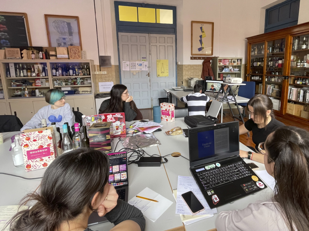 Charla Legal DOCa Rioja en el Máster de Packaging