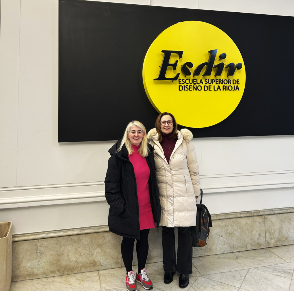 Visita de Stamatina Theocari (University of West Attica)