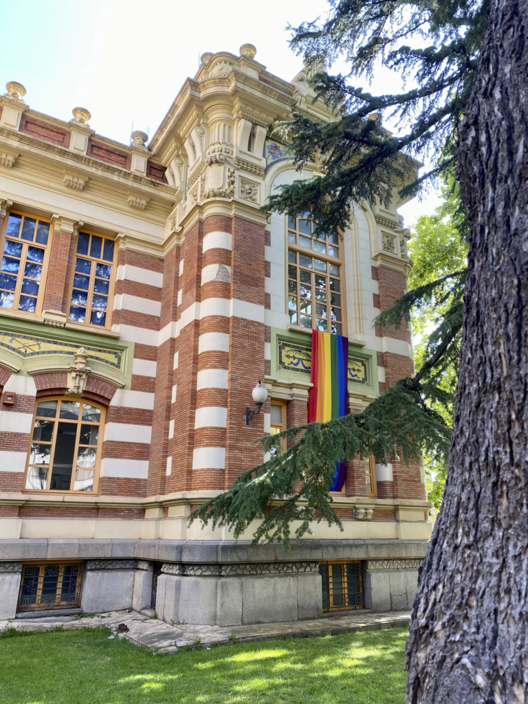 La Esdir celebra y reivindica el día del Orgullo LGTBIQ+