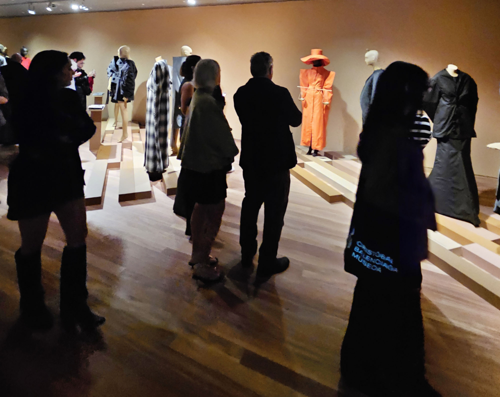 Moda participa en TRANSMISSIONS del Museo Balenciaga