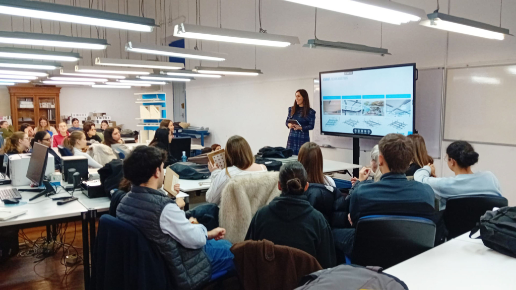 Charla de Knauf para 2º y 3º de Interiores