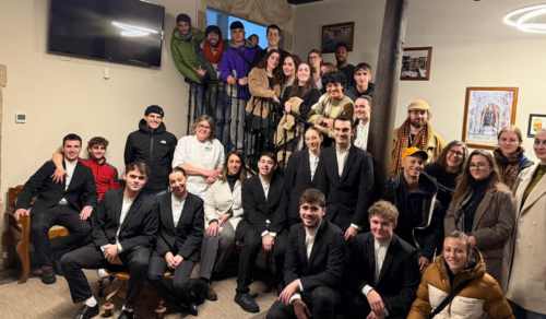 Producto en la Escuela de Hostelería de Sto. Domingo y el taller del alfarero Naharro