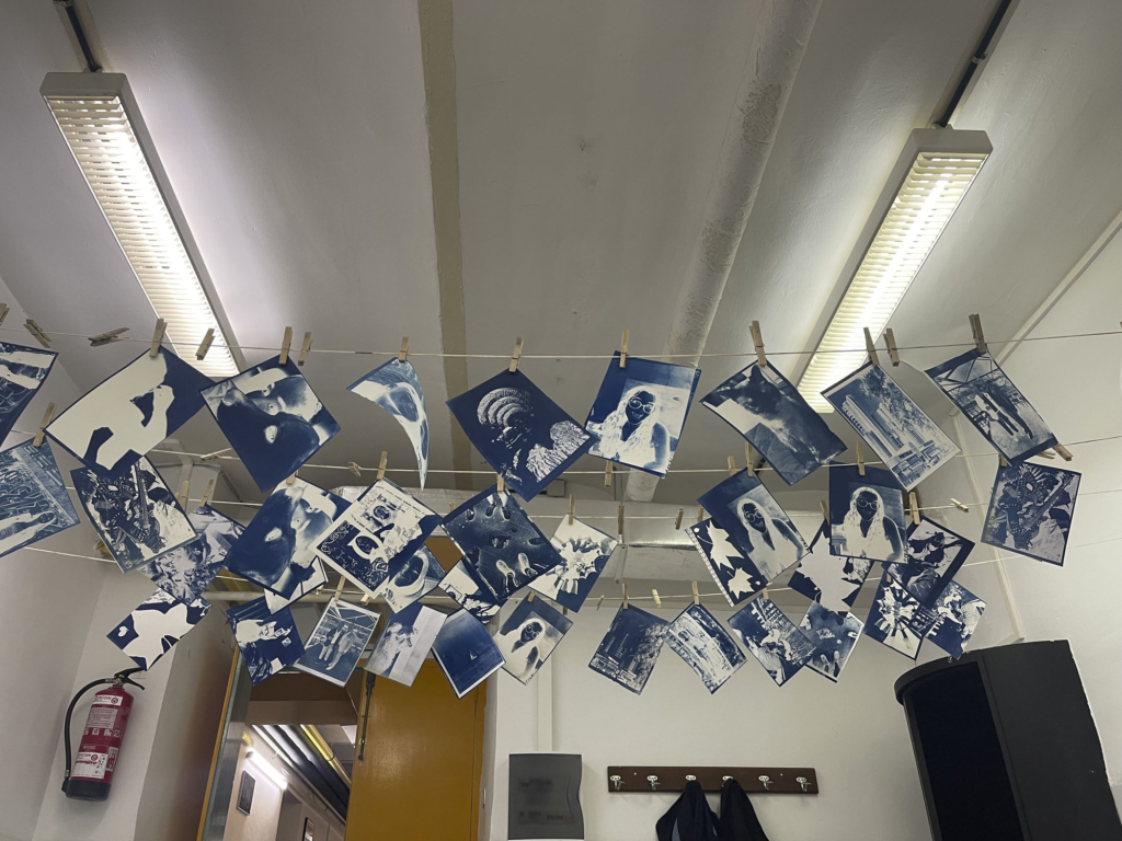 Taller de Cianotipia con 2º de Producto