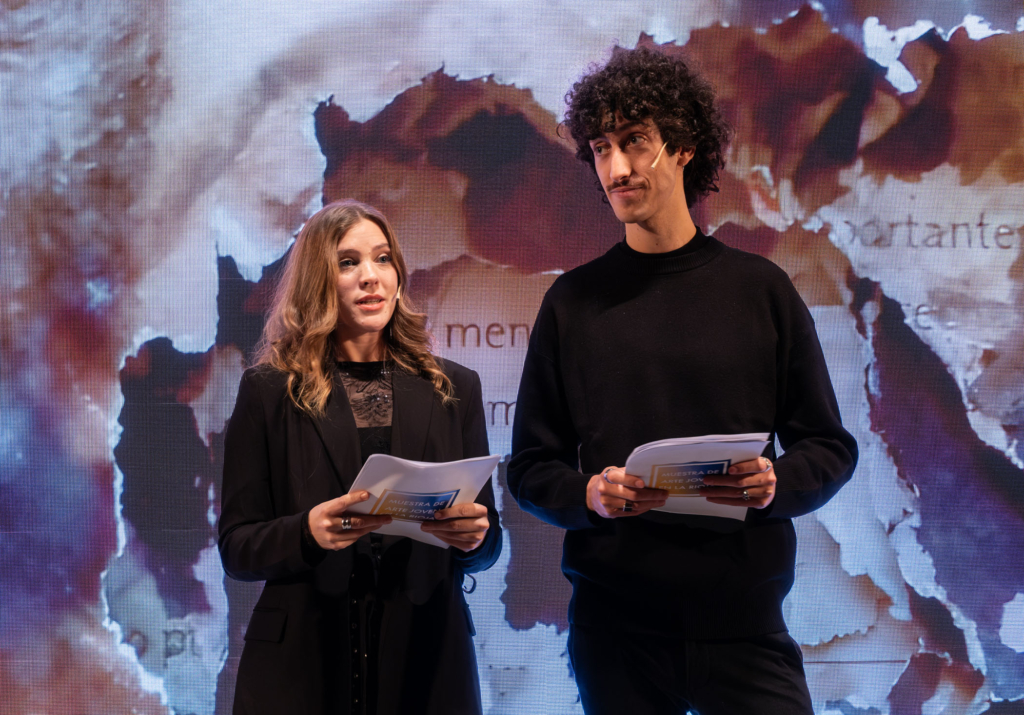 Entrega de galardones y XLI Muestra de Arte Joven en la Esdir