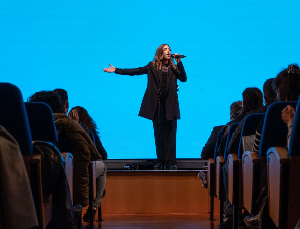 Entrega de galardones y XLI Muestra de Arte Joven en la Esdir