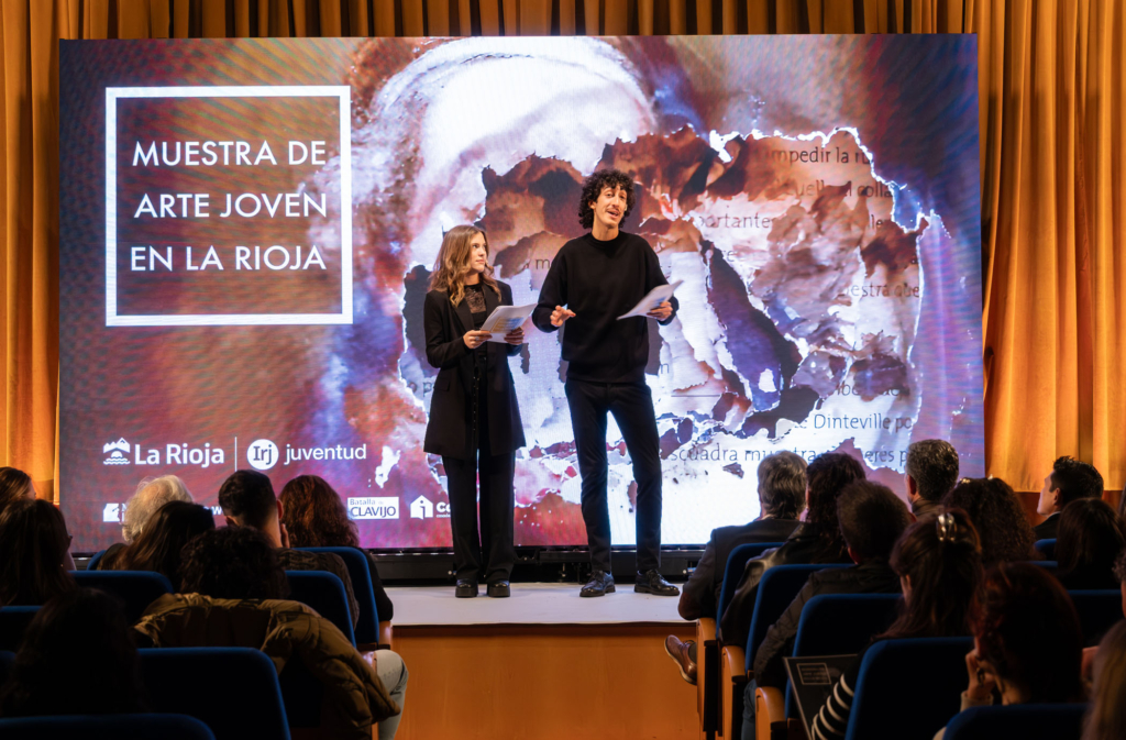 Entrega de galardones y XLI Muestra de Arte Joven en la Esdir