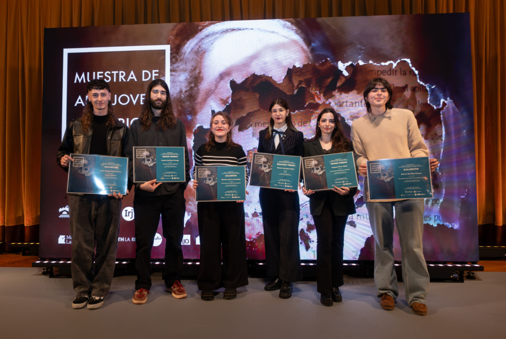 Entrega de galardones y XLI Muestra de Arte Joven en la Esdir