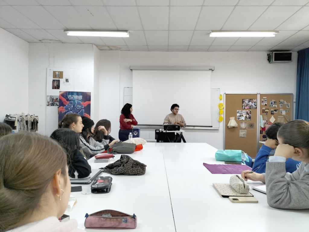 Encuentro con la cineasta Belén Funes