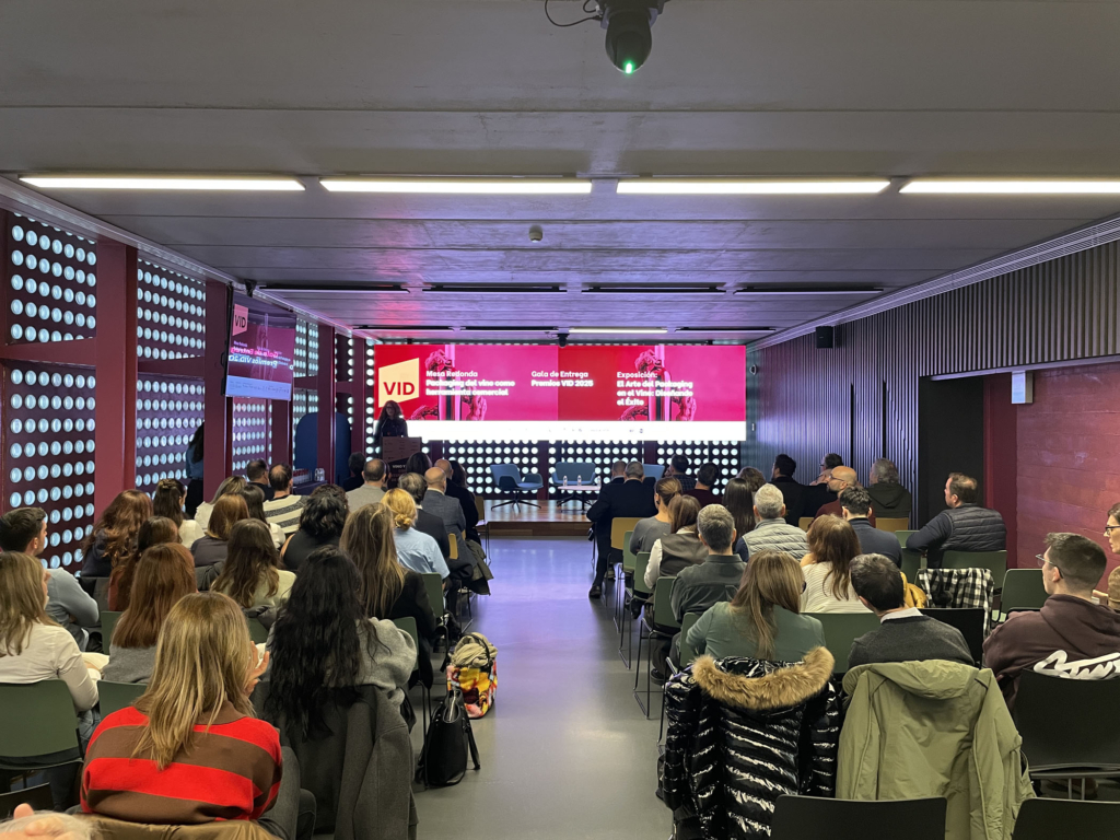 Alumnas del Máster de Packaging Premio VID Jóvenes Talentos 25