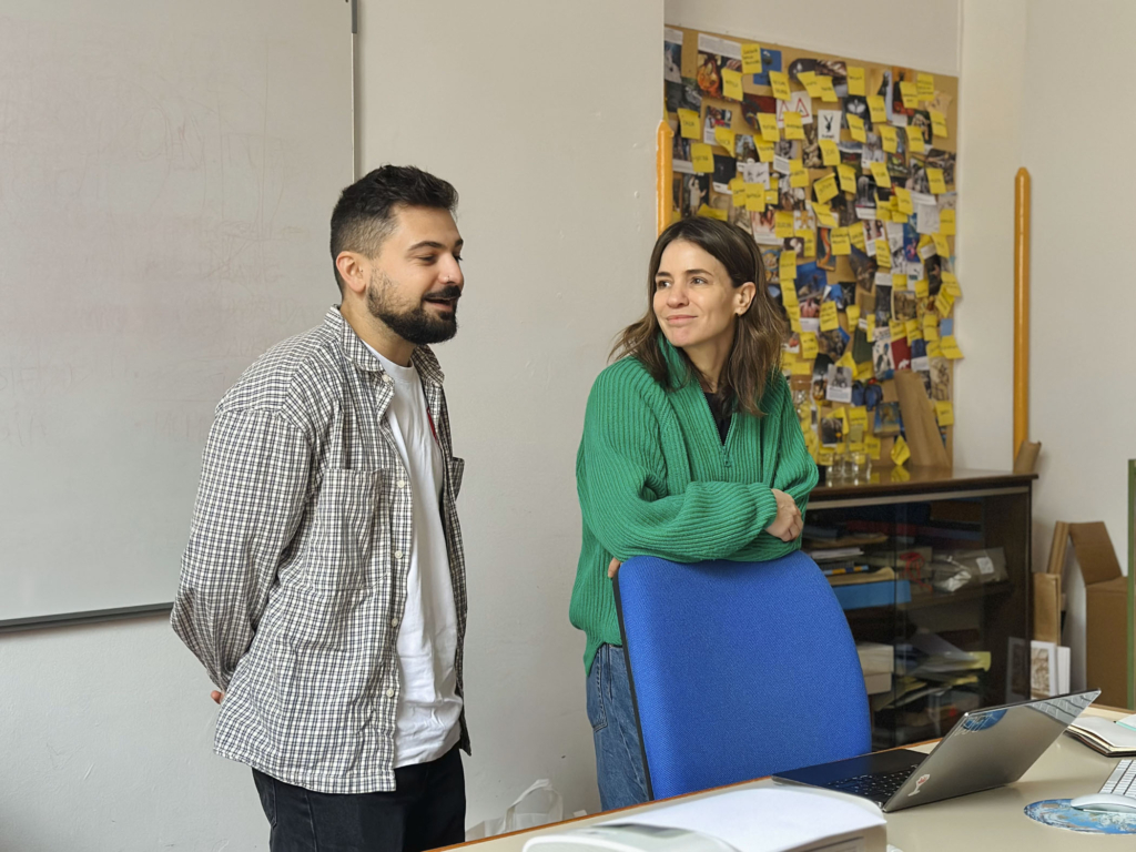 FOMO a los 80, taller de Workoholics para 4º de Gráfico