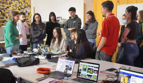 FOMO a los 80, taller de Workoholics para 4º de Gráfico