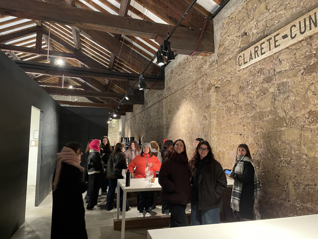 El Máster de Packaging visita Bodegas CVNE