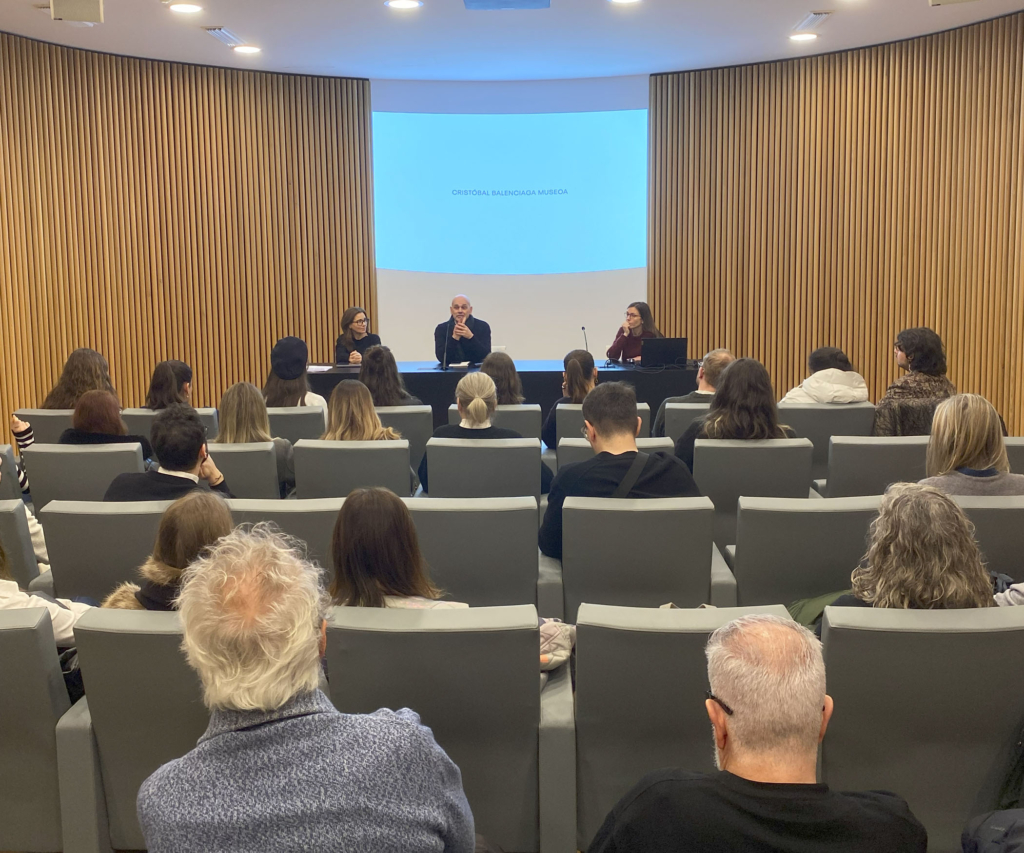 Movilidad física del BIP “Exhibiting fashion”