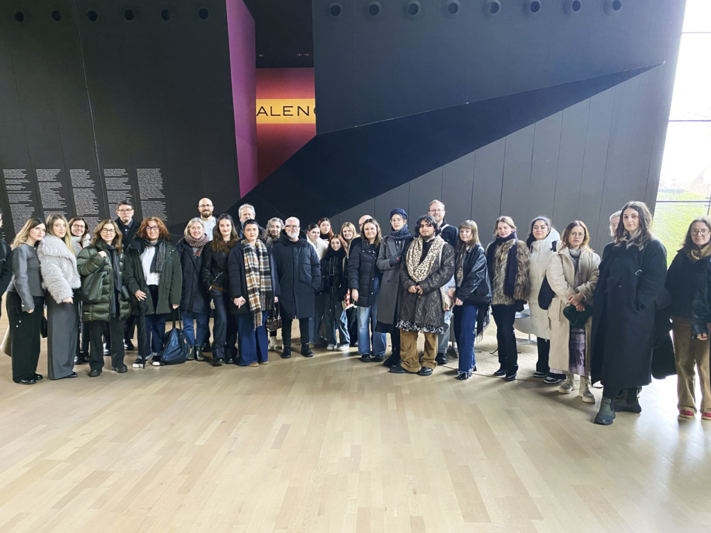 Movilidad física del BIP “Exhibiting fashion”