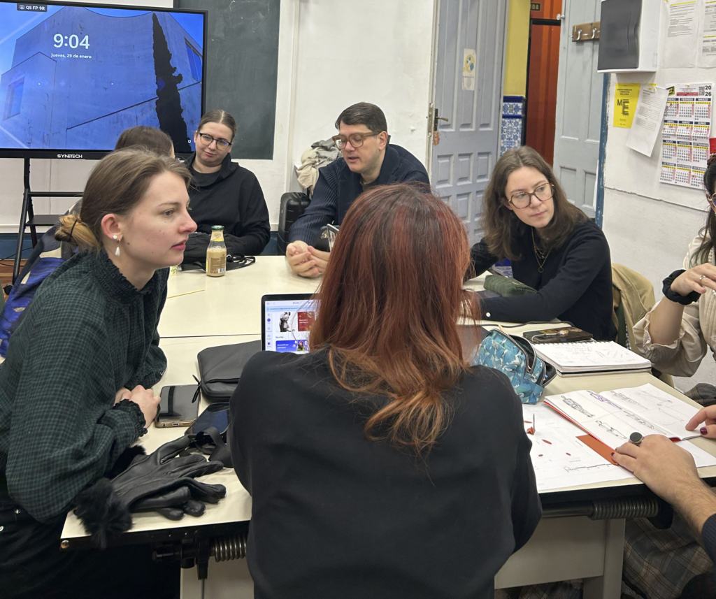 Movilidad física del BIP “Exhibiting fashion”