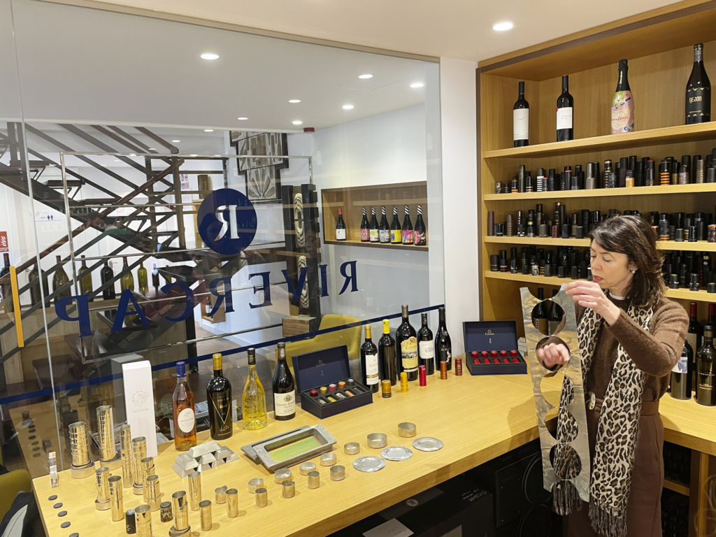 El Máster de Packaging visita Rivercap-Crealis