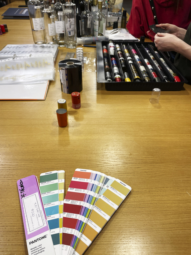 El Máster de Packaging visita Rivercap-Crealis