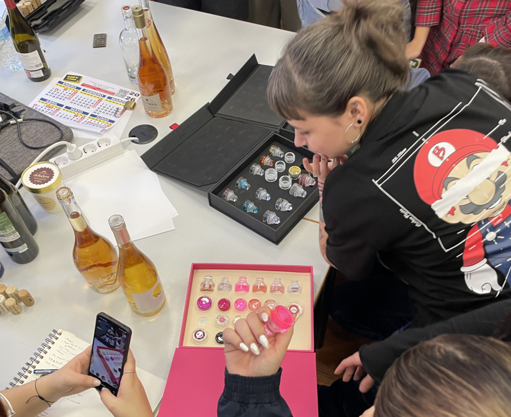 Sesión técnica sobre tapones vitivinícolas en el Máster de Packaging