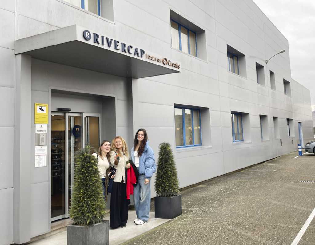 El Máster de Packaging visita Rivercap-Crealis