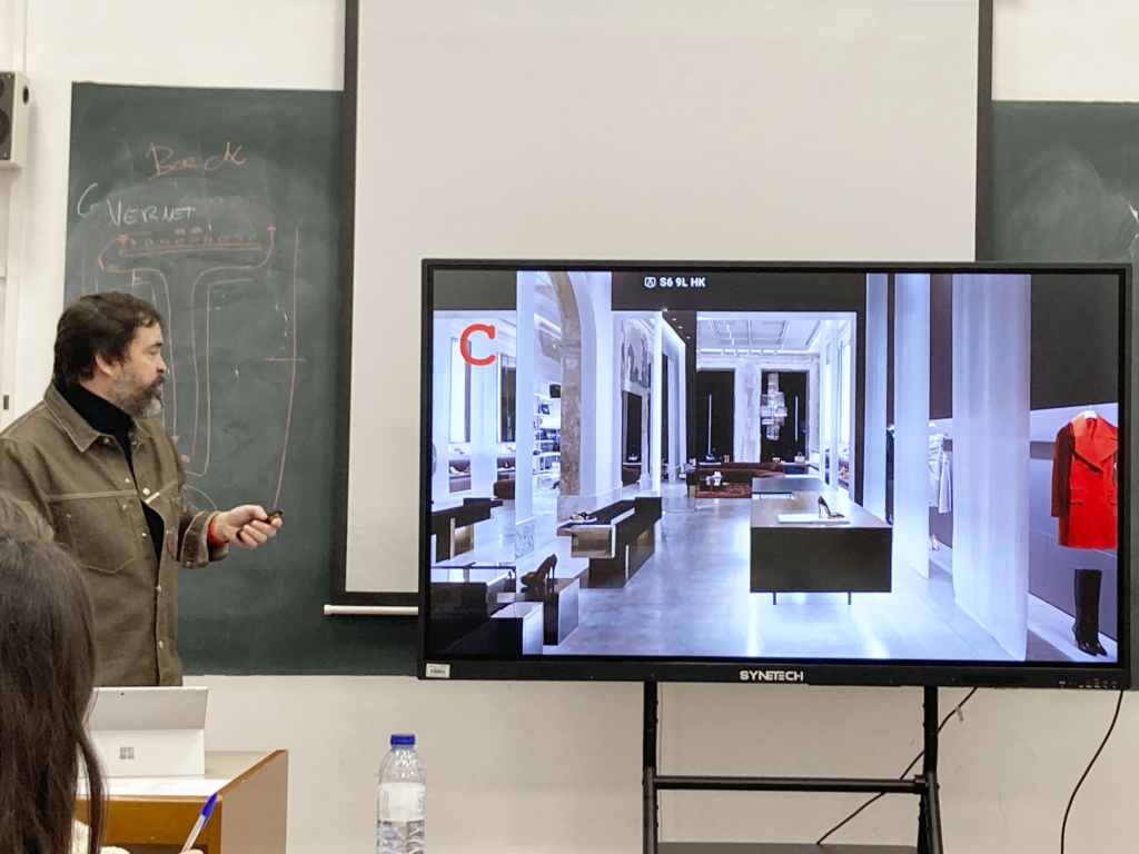 MIKONOS en el Máster de Espacios