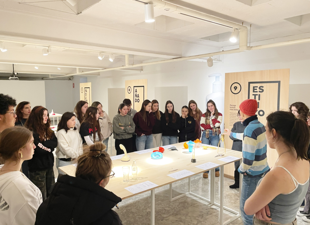 Producto explica ¡Funciono! al IES Batalla de Clavijo