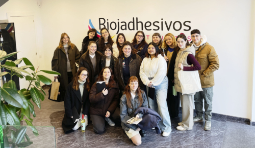 Visita del Máster de Packaging a la imprenta Riojadhesivos