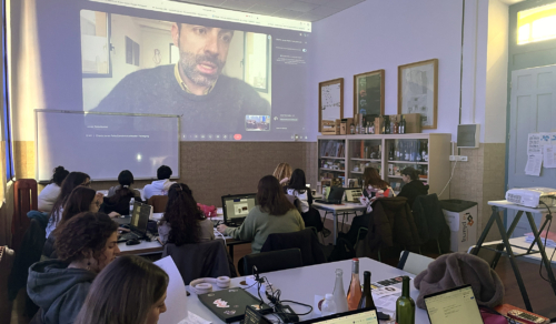 Javier Peña y Aida Salán en el Máster de Packaging