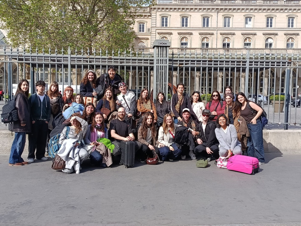 Diseño de Moda viaja a París