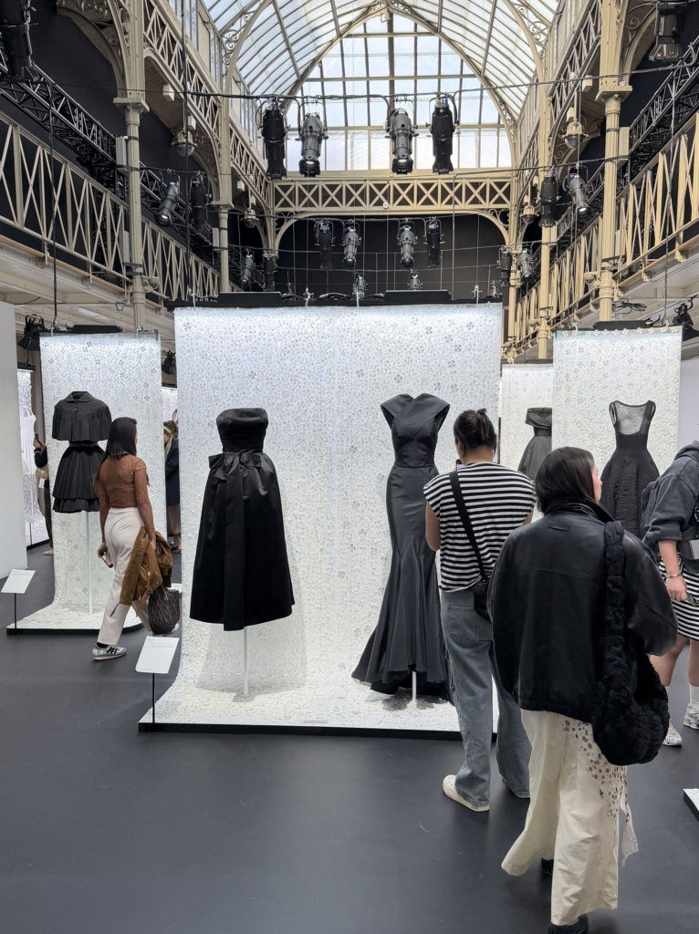 Diseño de Moda viaja a París