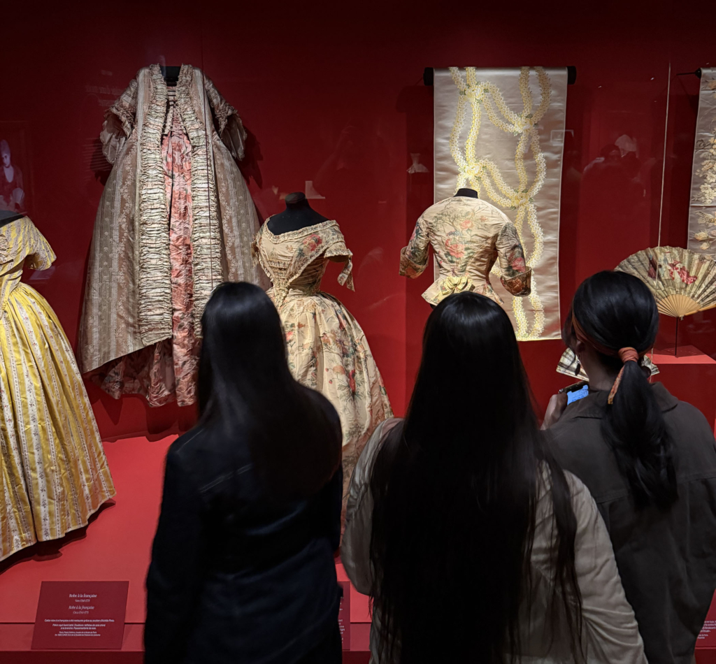 Diseño de Moda viaja a París