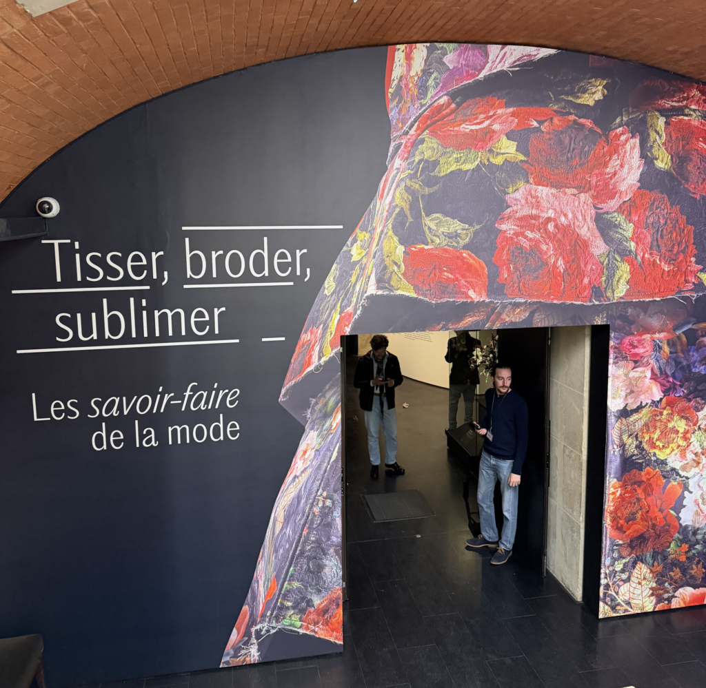 Diseño de Moda viaja a París